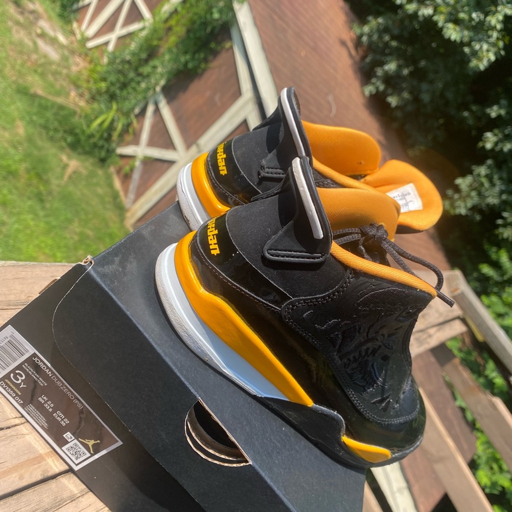 Youth size 3 Jordan’s